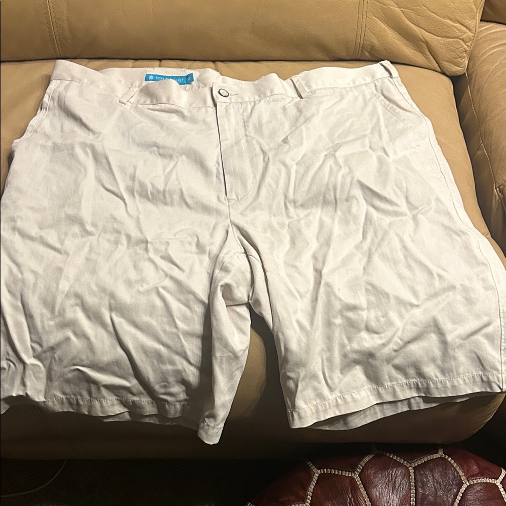 Tori Richard men’s Casual White Shorts 42